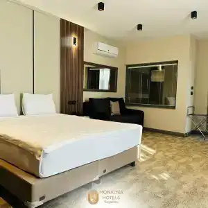 Monalisas Kusadasi - 22