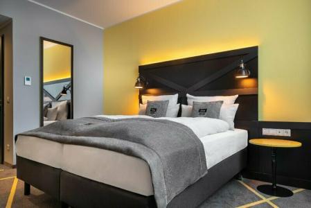 Holiday Inn - the niu, FURY ASCHHEIM MESSE by IHG - 35