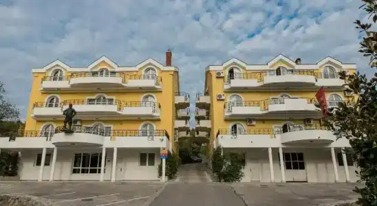 Crnogorska Kuća - 1