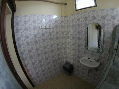 Sari Buana Bed & Breakfast - 8