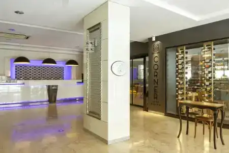 May Flower Apart - 48