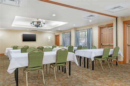 Best Western Plus Orlando Lake Buena Vista South Inn Suites - 6