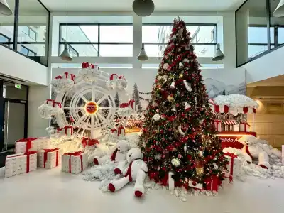 Holiday Inn, an IHG - 7