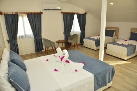 Demyra Boutique - 16