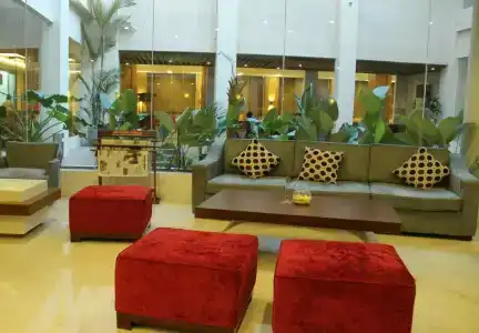 Cavinton Malioboro Yogyakarta by Tritama Hospitality - 3