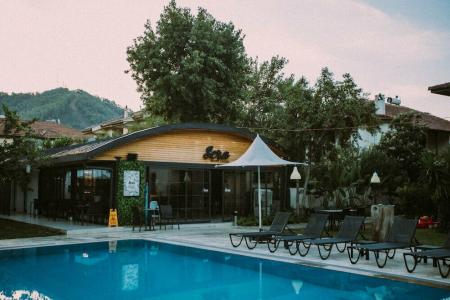 Vira Apart & Suits - 23