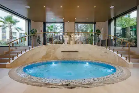 Gostinichnyij kompleks Grand Cascade - 5