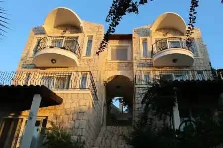 Mekvins Deniz Feneri Lighthouse - 43