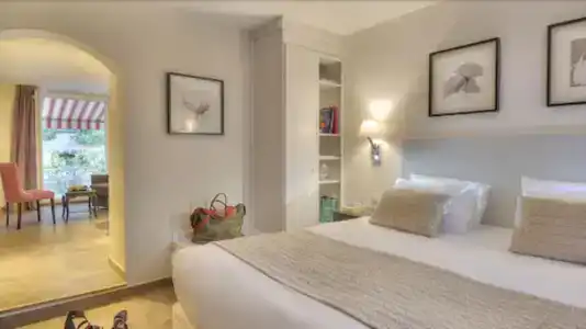 La Bastide de l'Oliveraie - 42