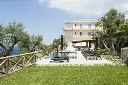 Villa Fiorella Art - 33