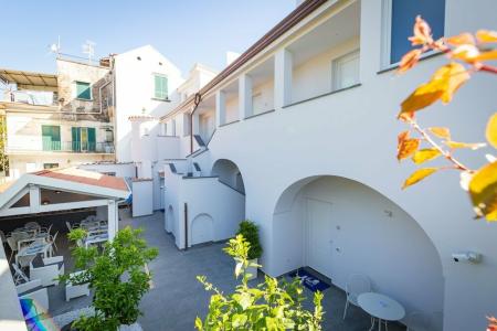 Relais Kaora Guesthouse - 10