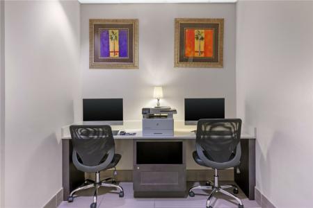 Best Western Plus Orlando Lake Buena Vista South Inn Suites - 22