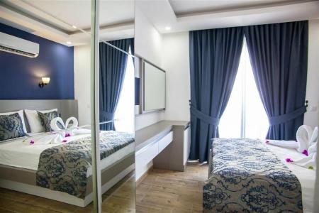 Demyra Boutique - 36