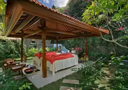 Febri's & Spa - 5
