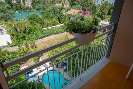 Regina Sorrento - 16