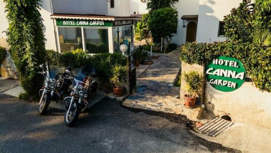 Canna Garden - Adults Only - 7