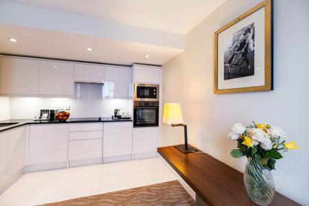 Holiday Inn LONDON - KENSINGTON HIGH ST. by IHG - 40