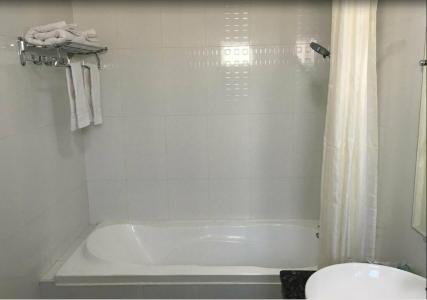 Royal Pearl - 4