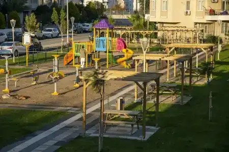 GOLDEN WORLD SUITE - 11