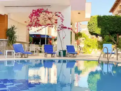 Bella Rose Apart, - 2