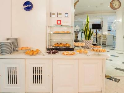 Central Wellness - 16