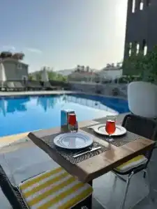 Mogons Exclusive - 19