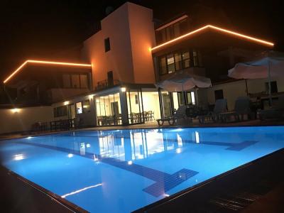 Oyster Boutique - 13