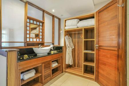 Le Peninsula Bay Beach Resort & Spa - 21