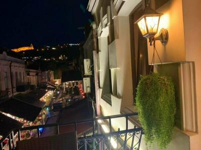 Barsuna Bar Boutique - 20