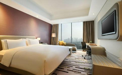 DoubleTree by Hilton Jakarta - Diponegoro - 35