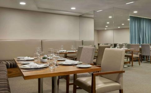 Ramada by Wyndham Lisbon - 29