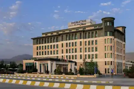 DoubleTree by Hilton Van - 17