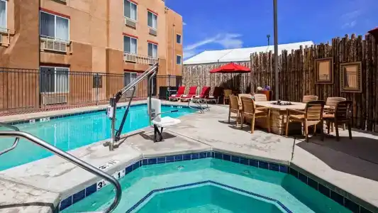 Inn at Santa Fe, SureStay Collection by Best Western - 3