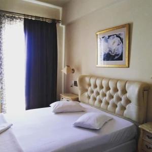 Queens Leriotis - 18