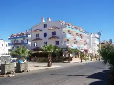 Atlantis Apartments - 6