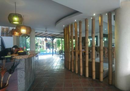 Suris Boutique - 16