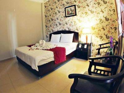 Thuy Duong Boutique Hue - 1
