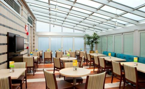 Holiday Inn Express MANHATTAN TIMES SQUARE SOUTH by IHG - 11