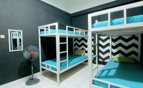 Hostel Backpackers 44 - 0