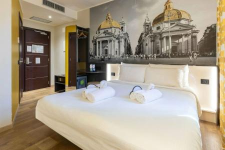 Bob W Rome San Lorenzo - 12