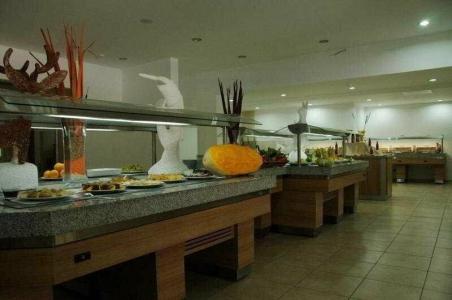 Liv By Bellazure - 16