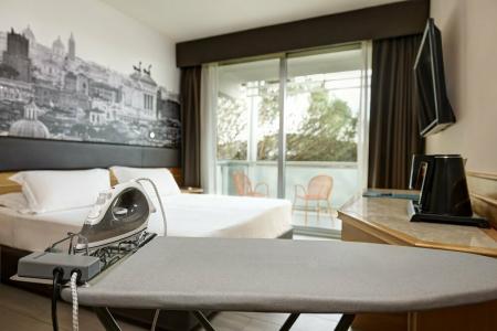 Occidental Aran Park - 20