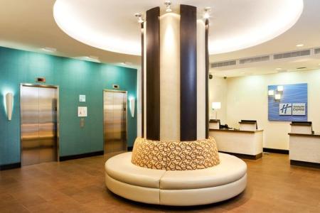 Holiday Inn Express MANHATTAN TIMES SQUARE SOUTH by IHG - 10