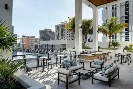 AC Miami Brickell - 15