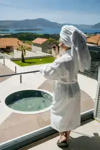 Royal Blue Resort & Residences - 16