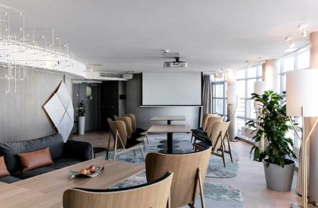 Radisson Blu Royal, - 11