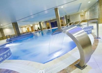Bonnington & Leisure Centre - 37