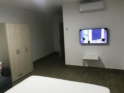 Oyster Boutique - 38