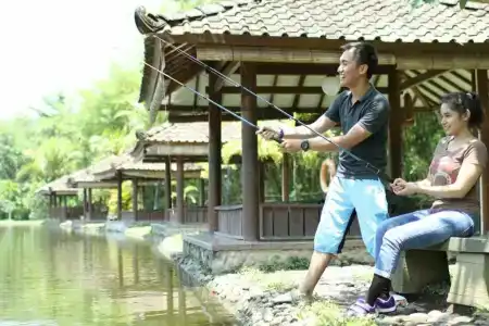 The Westlake & Resort Yogyakarta - 12