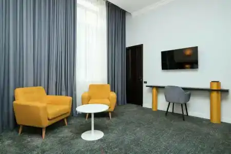 Pine Astoria - 31